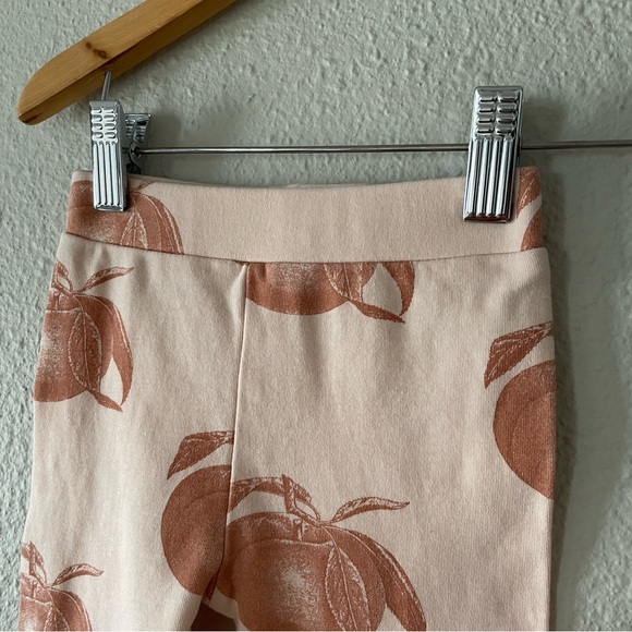 Kate Quinn Organic Cotton Peaches PJ Set 2T Top 3T Bottoms Peach Color - Picture 5 of 8